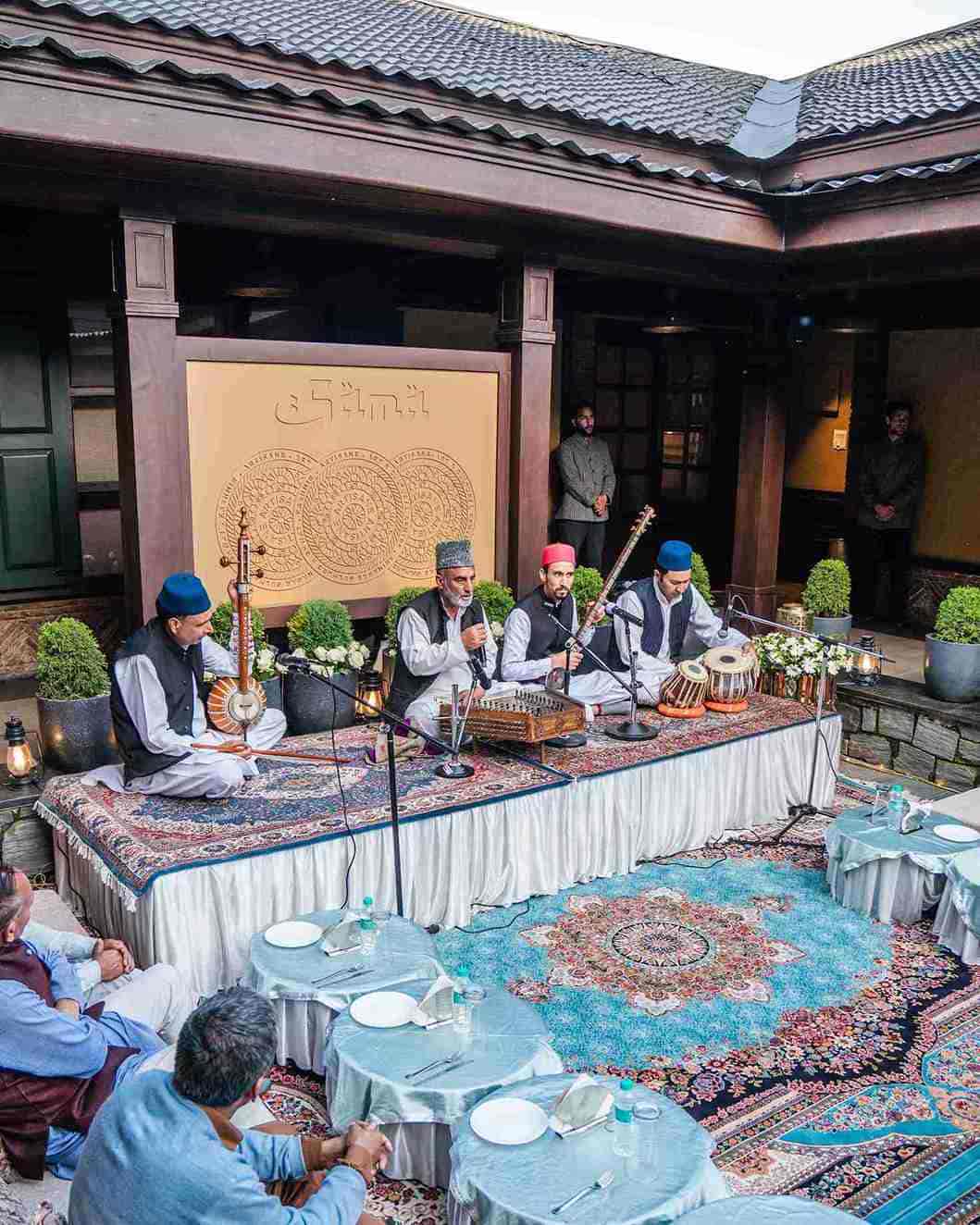 Dastan e bahar